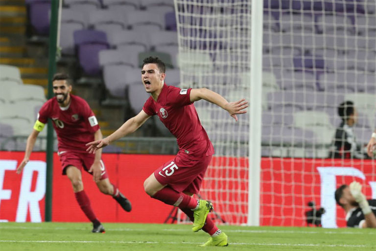 Quang Hải và Văn Hậu vào Top 5 cầu thủ U21 hay nhất Asian Cup