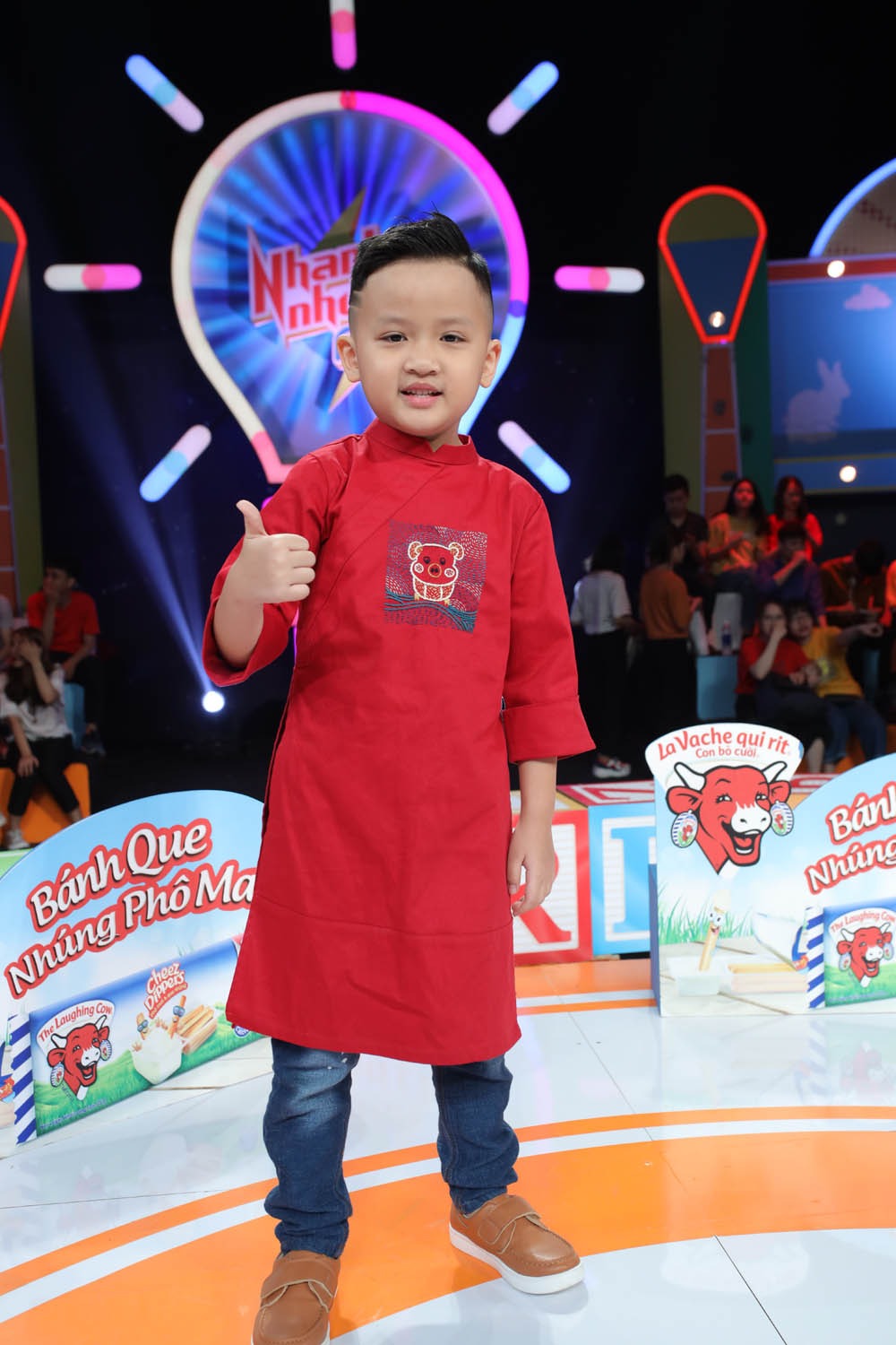 Trấn Thành cười đau ruột khi con trai nhạc sĩ Nguyễn Hải Phong công khai kể xấu ba Trấn Thành cười đau ruột khi con trai nhạc sĩ Nguyễn Hải Phong công khai kể xấu ba