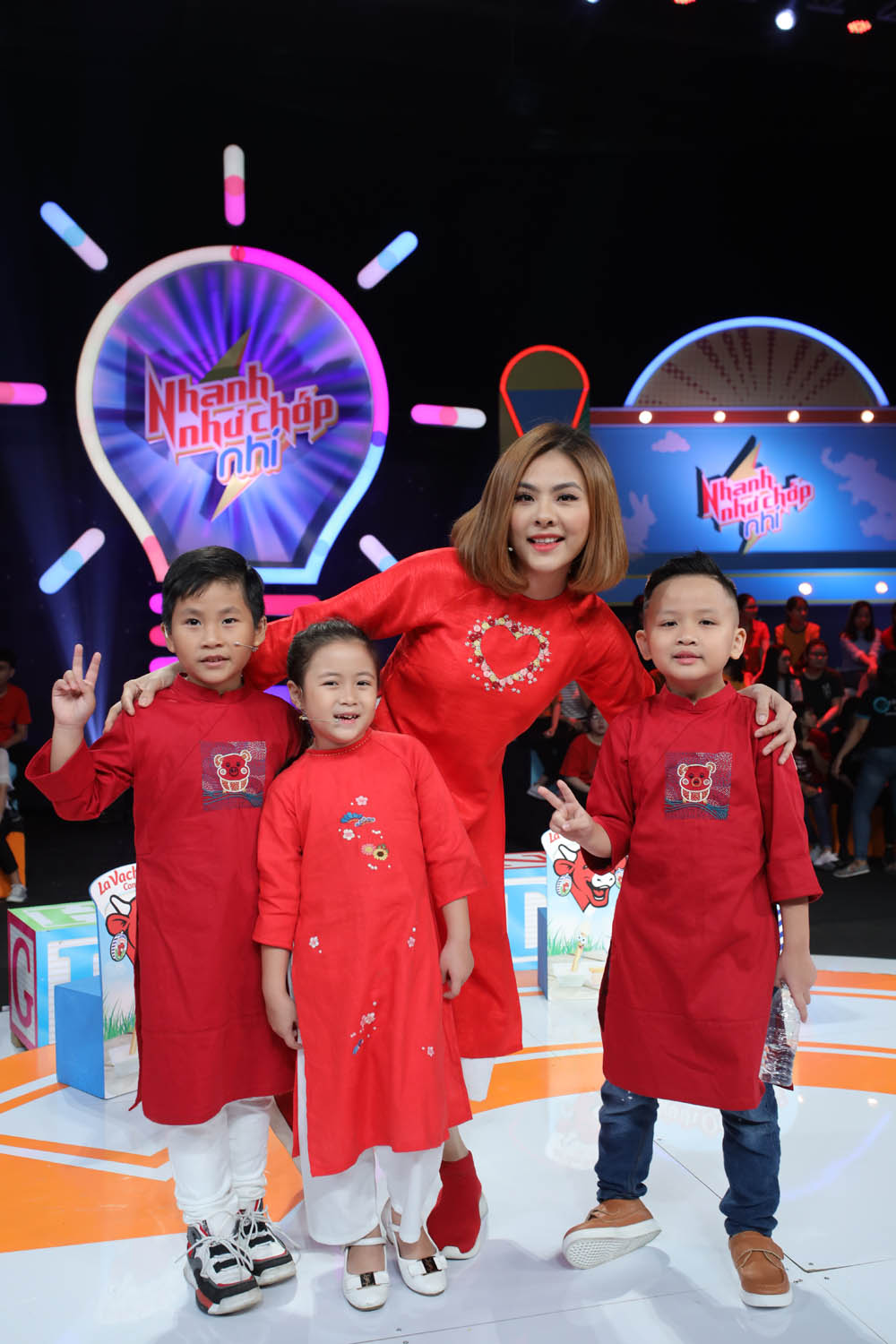 Trấn Thành cười đau ruột khi con trai nhạc sĩ Nguyễn Hải Phong công khai kể xấu ba Trấn Thành cười đau ruột khi con trai nhạc sĩ Nguyễn Hải Phong công khai kể xấu ba