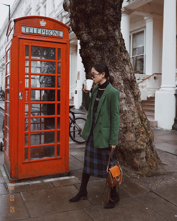 Nhẹ nhàng sắm 4 mẫu chân váy sau, chuyện Tết mặc gì cho đẹp xinh điệu đà sẽ chẳng thể làm khó các nàng Nhẹ nhàng sắm 4 mẫu chân váy sau, chuyện Tết mặc gì cho đẹp xinh điệu đà sẽ chẳng thể làm khó các nàng