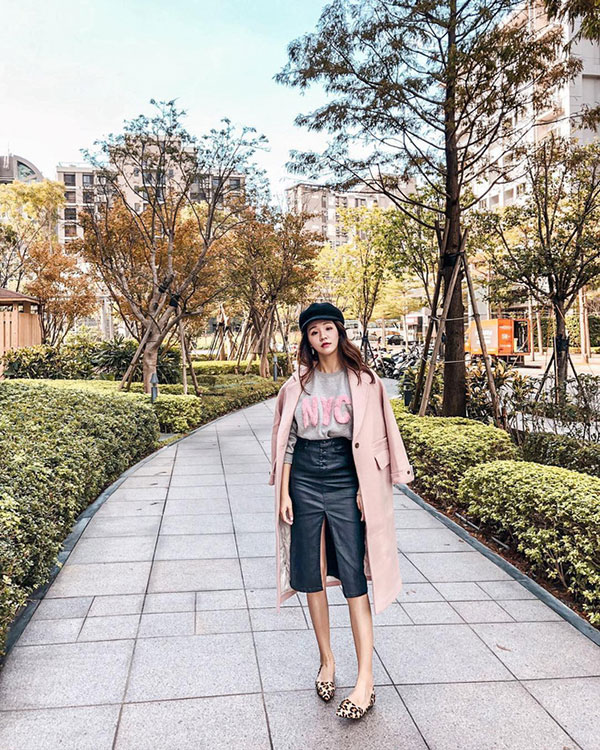 Nhẹ nhàng sắm 4 mẫu chân váy sau, chuyện Tết mặc gì cho đẹp xinh điệu đà sẽ chẳng thể làm khó các nàng Nhẹ nhàng sắm 4 mẫu chân váy sau, chuyện Tết mặc gì cho đẹp xinh điệu đà sẽ chẳng thể làm khó các nàng