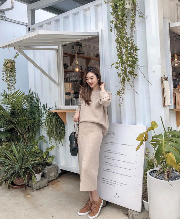 Nhẹ nhàng sắm 4 mẫu chân váy sau, chuyện Tết mặc gì cho đẹp xinh điệu đà sẽ chẳng thể làm khó các nàng Nhẹ nhàng sắm 4 mẫu chân váy sau, chuyện Tết mặc gì cho đẹp xinh điệu đà sẽ chẳng thể làm khó các nàng