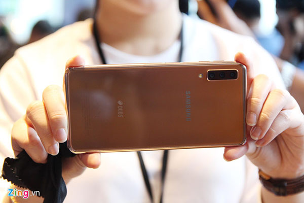 Loạt smartphone giá 5-7 triệu đáng chú ý cận Tết