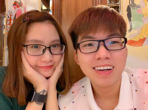 Được hỏi sao không đón vợ về mà chỉ nằm nhà đợi, chồng Thanh Trần đáp 1 câu cực tỉnh!