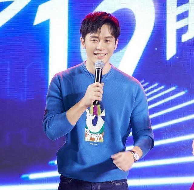 Lý Thần âm thầm rút vốn khỏi công ty Phạm Băng Băng, rộ nghi vấn đường ai nấy đi sau loạt lùm xùm