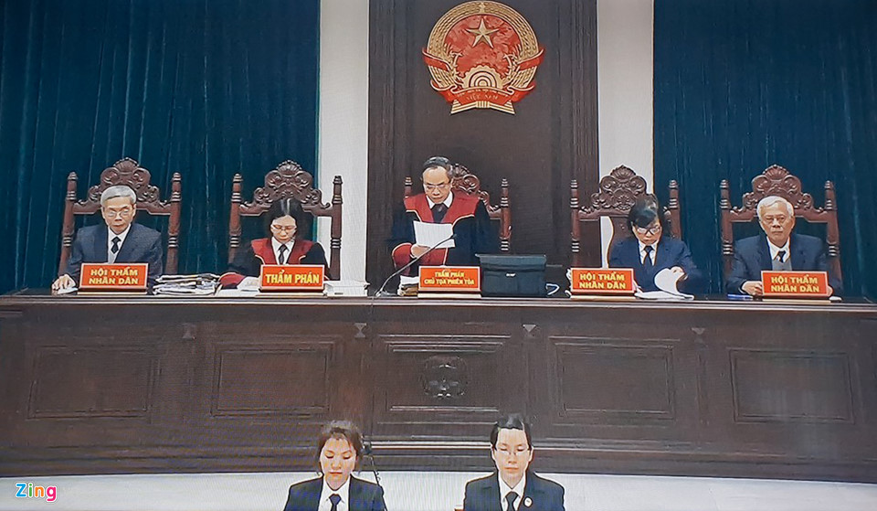 Video - Ảnh: An ninh thắt chặt trong phiên xử 2 cựu thứ trưởng công an