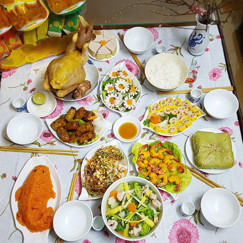Mâm cỗ cúng ông Công ông Táo ngập tràn MXH, xem xong ai cũng ngộp thở vì quá đẹp