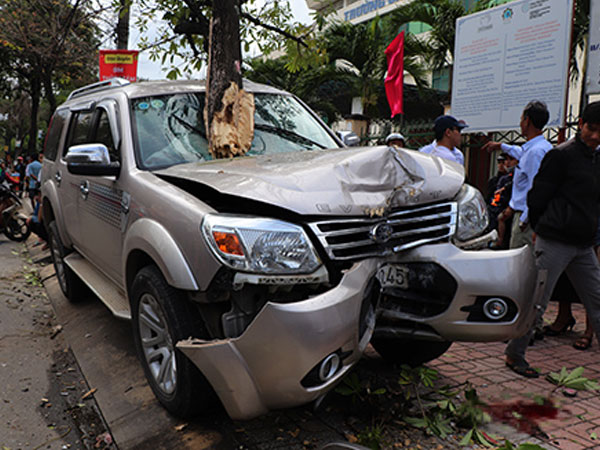 Tài xế tông chết bé 3 tuổi đứng ở vỉa hè bị khởi tố