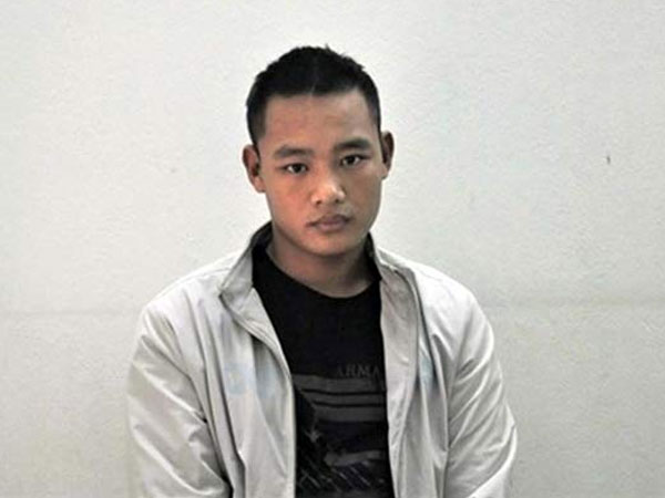 Yêu no xôi chán chè, gã trai tống tiền bạn gái bằng ảnh nóng