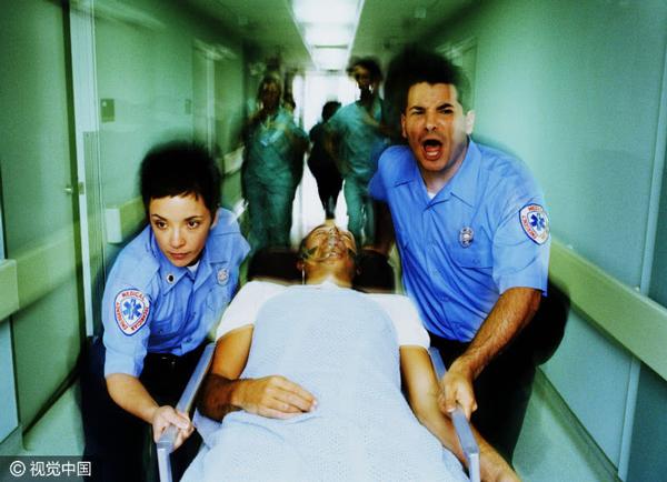 Chồng đột ngột qua đời, dòng nhật ký của vợ tiết lộ nguyên nhân khiến nhiều người phải giật mình