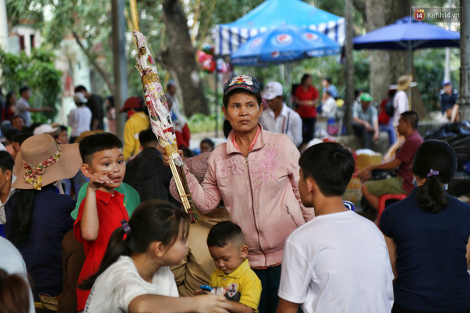 Chuyến xe nghĩa tình chở miễn phí 600 sinh viên và lao động nghèo ở Sài Gòn về quê ăn Tết Kỷ Hợi 2019