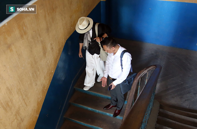 Video ảnh: Ông Đặng Lê Nguyên Vũ và vợ không một lần ngoảnh mặt nhìn nhau tại phiên tòa xử ly hôn