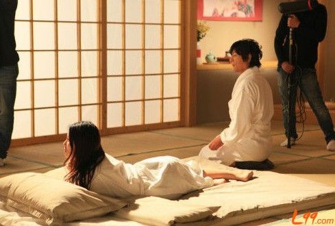 Phát hiện bạn gái đóng phim người lớn, chàng trai tìm đến làm cho ra lẽ thì nhận được lời đáp khiến anh cứng họng