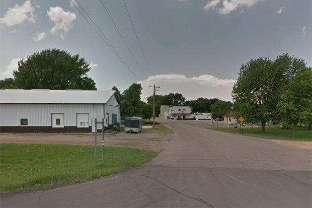 Chồng bắt cóc vợ khỏi viện dưỡng lão để chơi ma túy, tiệc sex