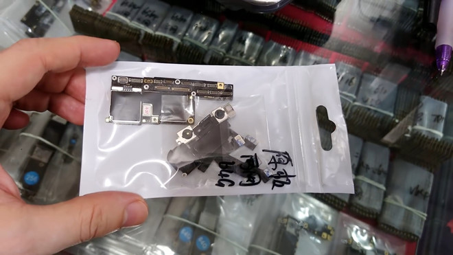 iPhone X dựng giá hơn 10 triệu đã được tạo ra như thế này