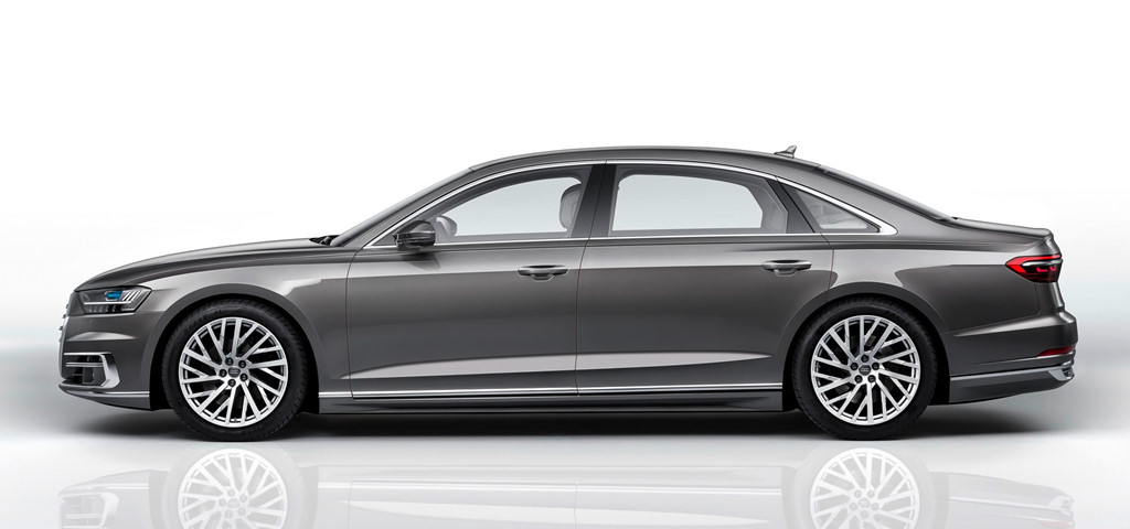 BMW 7-Series đọ dáng Audi A8 và Mercedes-Benz S-Class