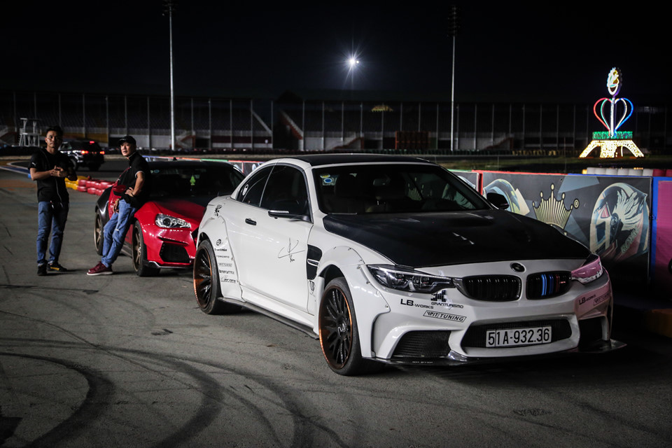 Dàn xe độ thân rộng theo phong cách Tokyo Drift quy tụ tại VN