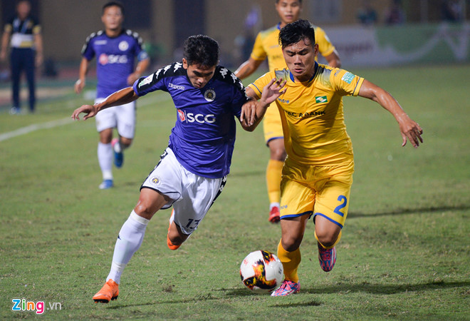 Thủ môn Bùi Tiến Dũng hoàn tất Dream Team của CLB Hà Nội