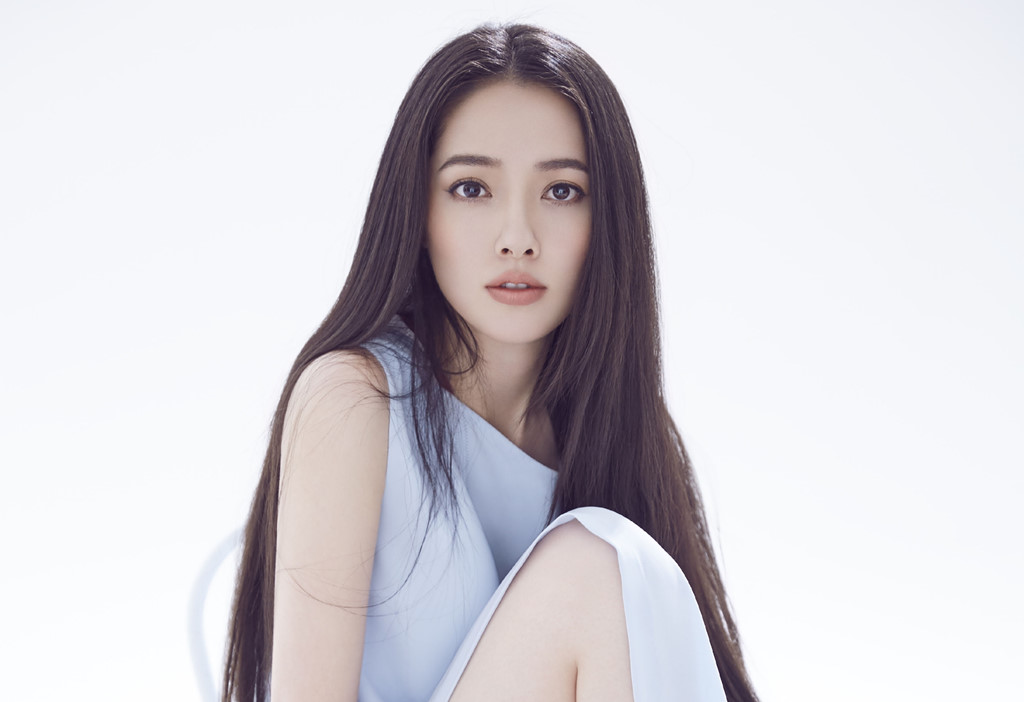 Chân dung mỹ nhân tuổi U40 sắp làm con dâu ông trùm Hướng Hoa Cường