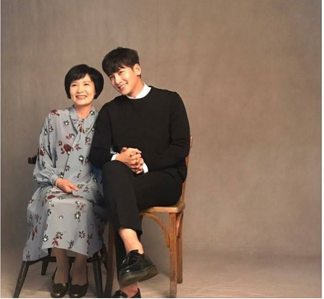 Bạn trai quốc dân Ji Chang Wook: Sở hữu bộ sưu tập người yêu tin đồn toàn đại mỹ nhân nhưng vẫn một mình lẻ bóng