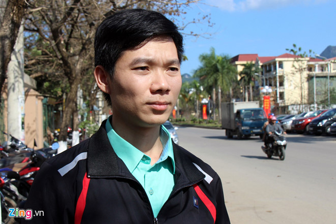 Người dân ngồi kín phòng theo dõi tòa tuyên án Hoàng Công Lương