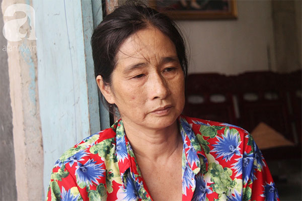 Chồng tai biến nằm một chỗ để lại vợ cùng 2 đứa con trai tâm thần, Tết đến mà nhà không còn gạo nấu cơm