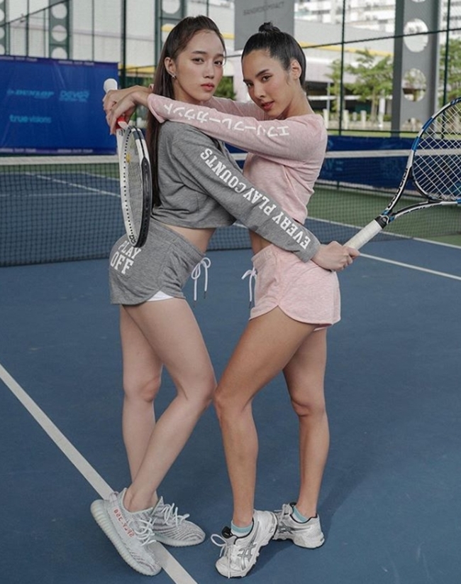 Thân hình quyến rũ mê hoặc của nữ giảng viên đẹp nhất xứ chùa Vàng