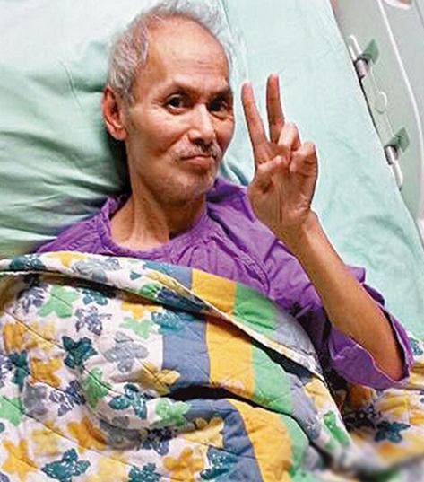 Đời bi kịch của sao Hong Kong đóng phim Hollywood: Bị vợ con lừa tiền, sống cô đơn bệnh tật Đời bi kịch của sao Hong Kong đóng phim Hollywood: Bị vợ con lừa tiền, sống cô đơn bệnh tật