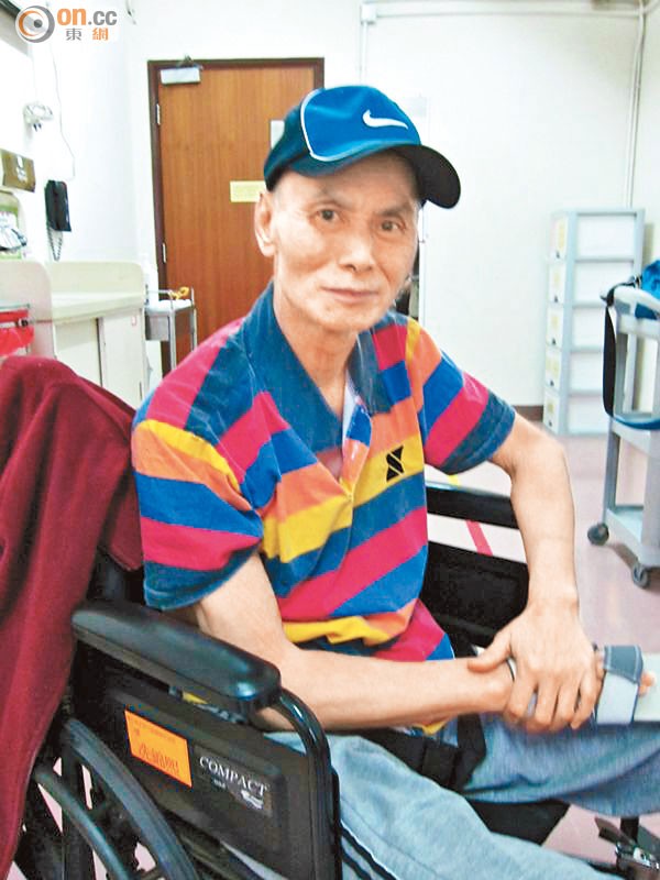 Đời bi kịch của sao Hong Kong đóng phim Hollywood: Bị vợ con lừa tiền, sống cô đơn bệnh tật Đời bi kịch của sao Hong Kong đóng phim Hollywood: Bị vợ con lừa tiền, sống cô đơn bệnh tật