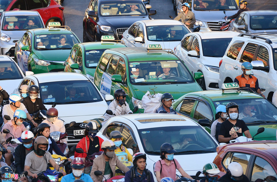 Nỗi ám ảnh ở sân bay Tân Sơn Nhất ngày cận Tết