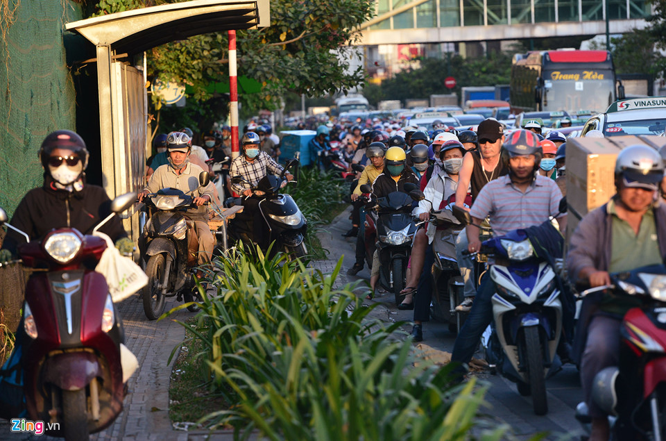 Nỗi ám ảnh ở sân bay Tân Sơn Nhất ngày cận Tết