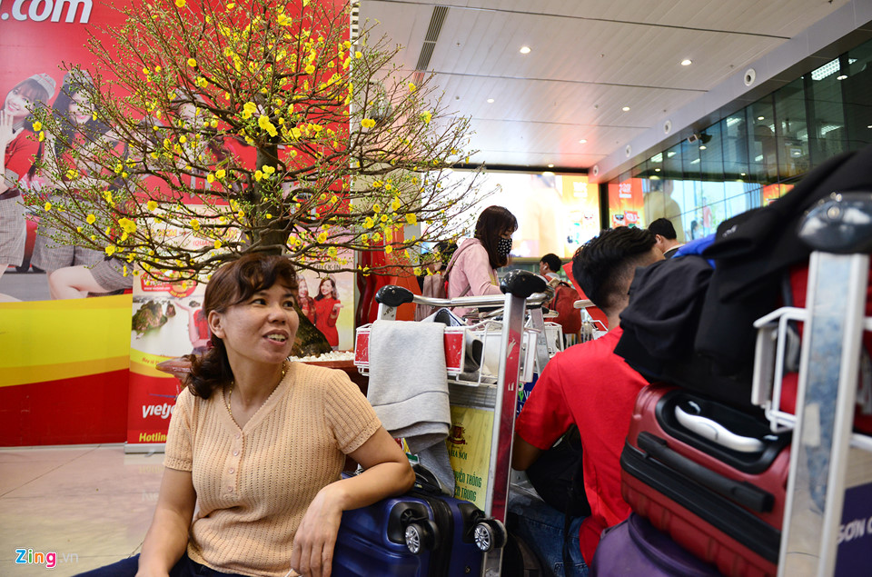 Nỗi ám ảnh ở sân bay Tân Sơn Nhất ngày cận Tết