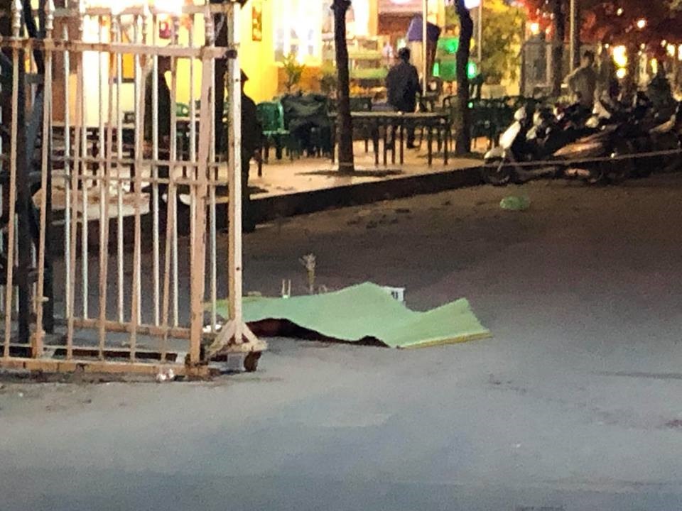 Chi tiết lạ vụ tài xế taxi bị cứa cổ tử vong ở sân vận động Mỹ Đình