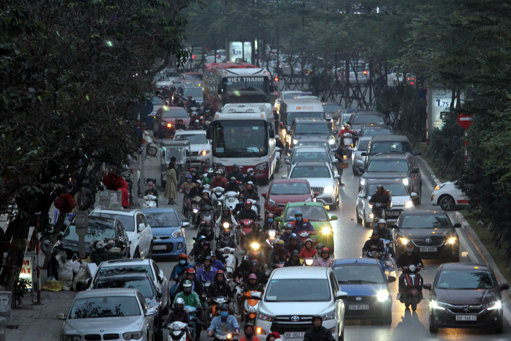 Video ảnh: Hà Nội: 8 điểm đen ùn tắc mới, giáp Tết chớ dại đi qua Video ảnh: Hà Nội: 8 điểm đen ùn tắc mới, giáp Tết chớ dại đi qua