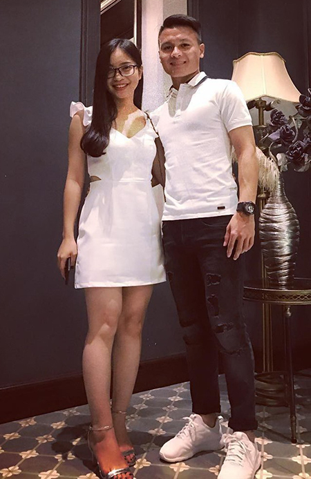 Bạn gái cầu thủ Quang Hải: Tôi bị nhiều fan của người yêu soi mói