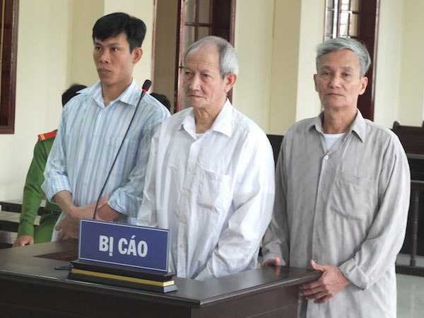 Hai cha con cùng lĩnh án về tội giết người