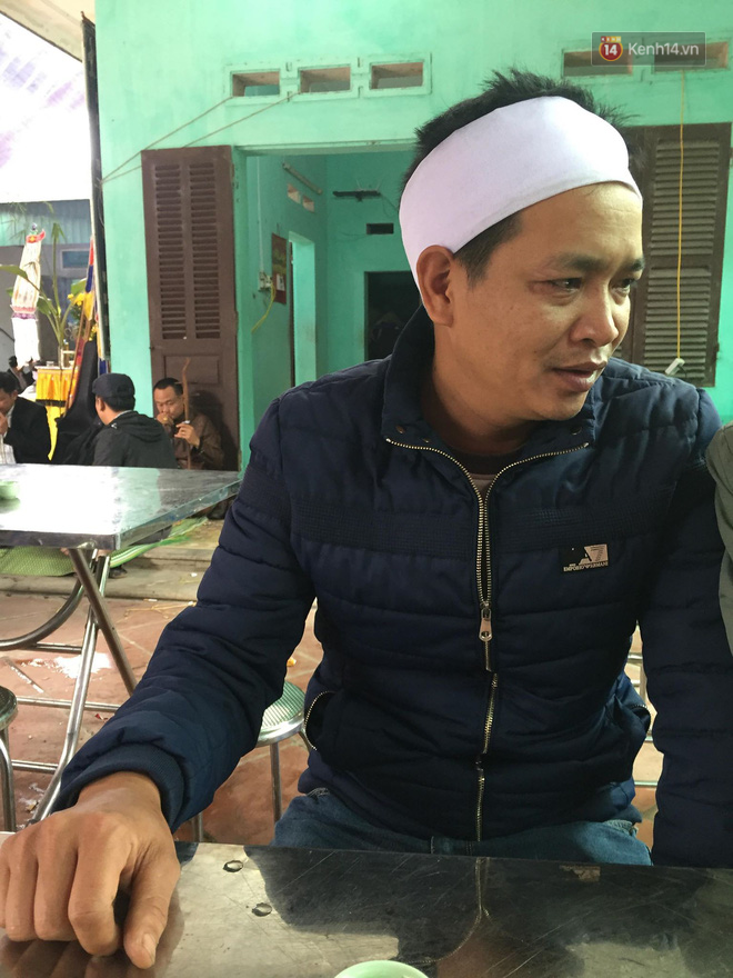 Nỗi đau của người thân tài xế taxi nghi bị cứa cổ gần SVĐ Mỹ Đình: Người vợ đang mang thai 5 tháng suy sụp khi nghe tin chồng mất