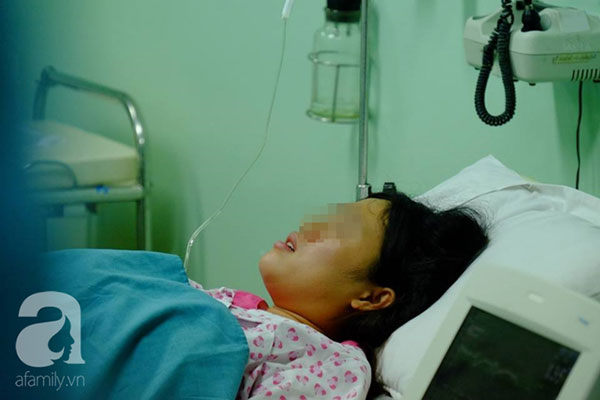 Thương tâm: Sản phụ 26 tuổi ở TP.HCM tử vong sau khi uống rượu gừng liên tục để giữ ấm bụng