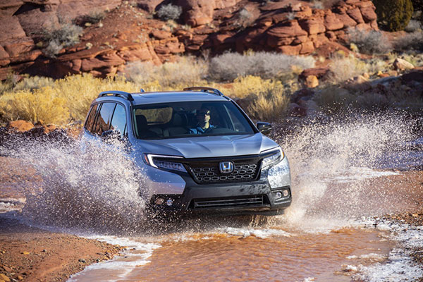 SUV việt dã Honda Passport 2019 giá từ 32.000 USD