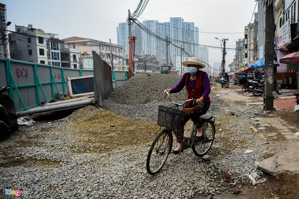 Video ảnh: Hà Nội ùn tắc từ sáng tới tối, người dân ra đường đánh vật với xe cộ