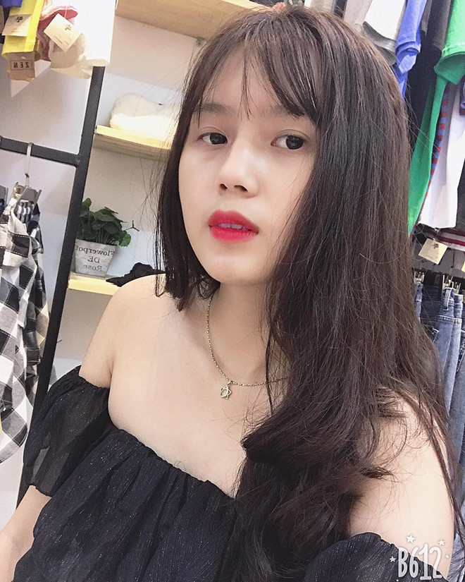 Dàn bạn gái cầu thủ khoe dáng nuột nà với bikini