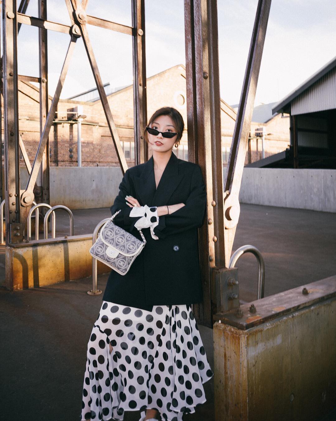 Diện đồ công sở đi chúc Tết vẫn cực đúng điệu nếu các nàng biết đến 4 tuyệt chiêu sau