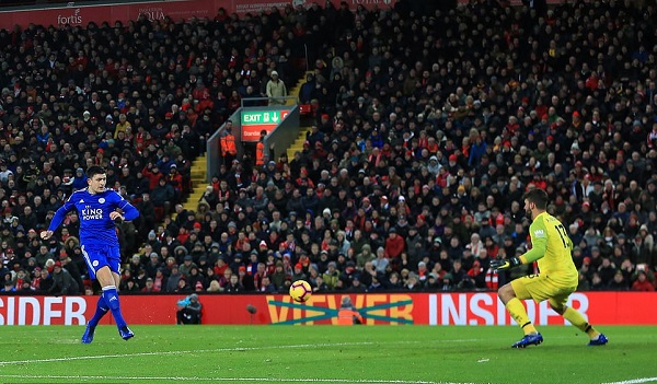 Clip: Mohamed Salah mờ nhạt, Liverpool bị cầm chân ngay tại Anfield