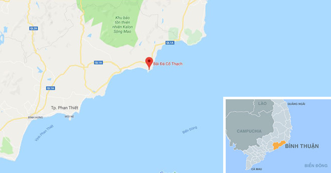 Núi cát trái phép cao 10 m có thể xóa sổ thắng cảnh bãi đá 7 màu