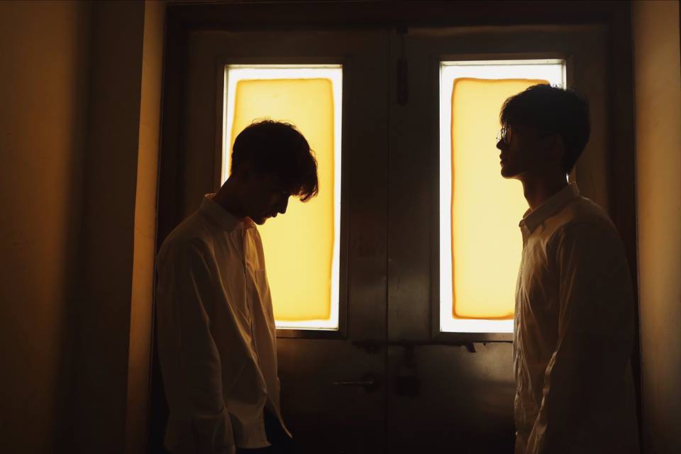 Hai hot boy Trung Quốc khoe bộ ảnh đậm mùi chemistry làm dân tình thi nhau đẩy thuyền Hai hot boy Trung Quốc khoe bộ ảnh đậm mùi chemistry làm dân tình thi nhau đẩy thuyền