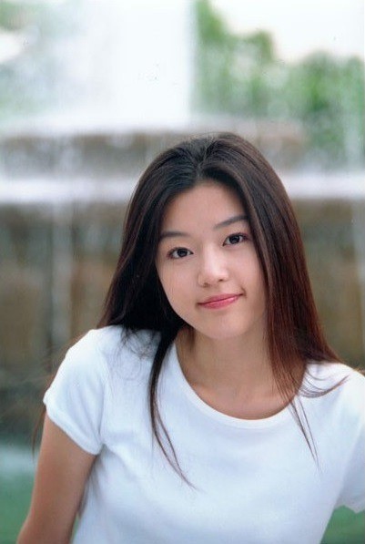 Tường thành nhan sắc xứ Hàn tuổi đôi mươi: Toàn vẻ đẹp cực phẩm không dao kéo, chả trách mãi vẫn chưa tìm được người kế vị