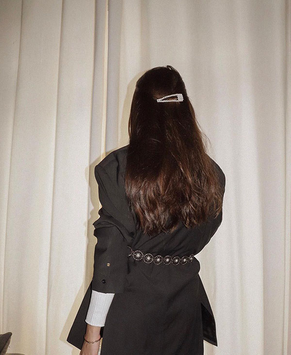 Bỏ ra tiền triệu mua váy áo chưa chắc trông đã hay ho bằng những món phụ kiện chỉ vài chục nghìn này