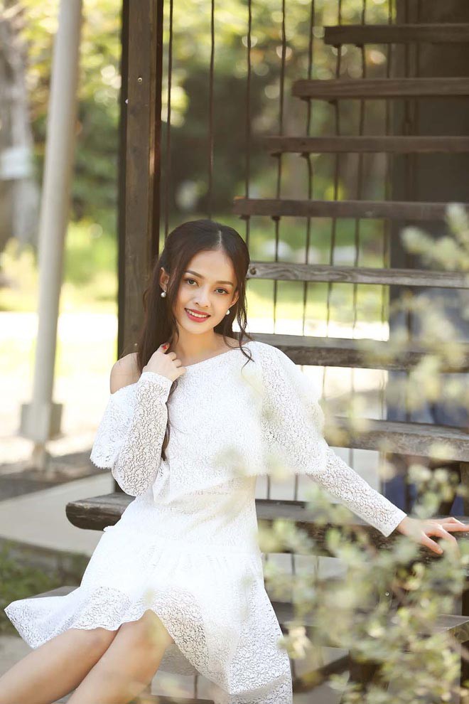 Nữ MC thời sự lần đầu thừa nhận có bạn trai mới sau nhiều năm làm mẹ đơn thân