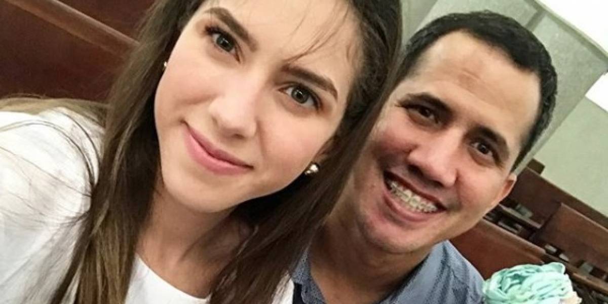 Venezuela: Vợ xinh như hoa hậu của Tổng thống tự xưng bị đe doạ? Venezuela: Vợ xinh như hoa hậu của Tổng thống tự xưng bị đe doạ?