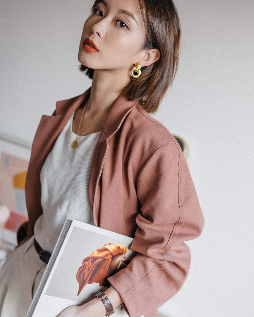 Nếu muốn diện đồ Tết không chỉ đẹp xinh mà còn sang chảnh ngút ngàn, chị em hãy bỏ túi ngay 5 tips sau